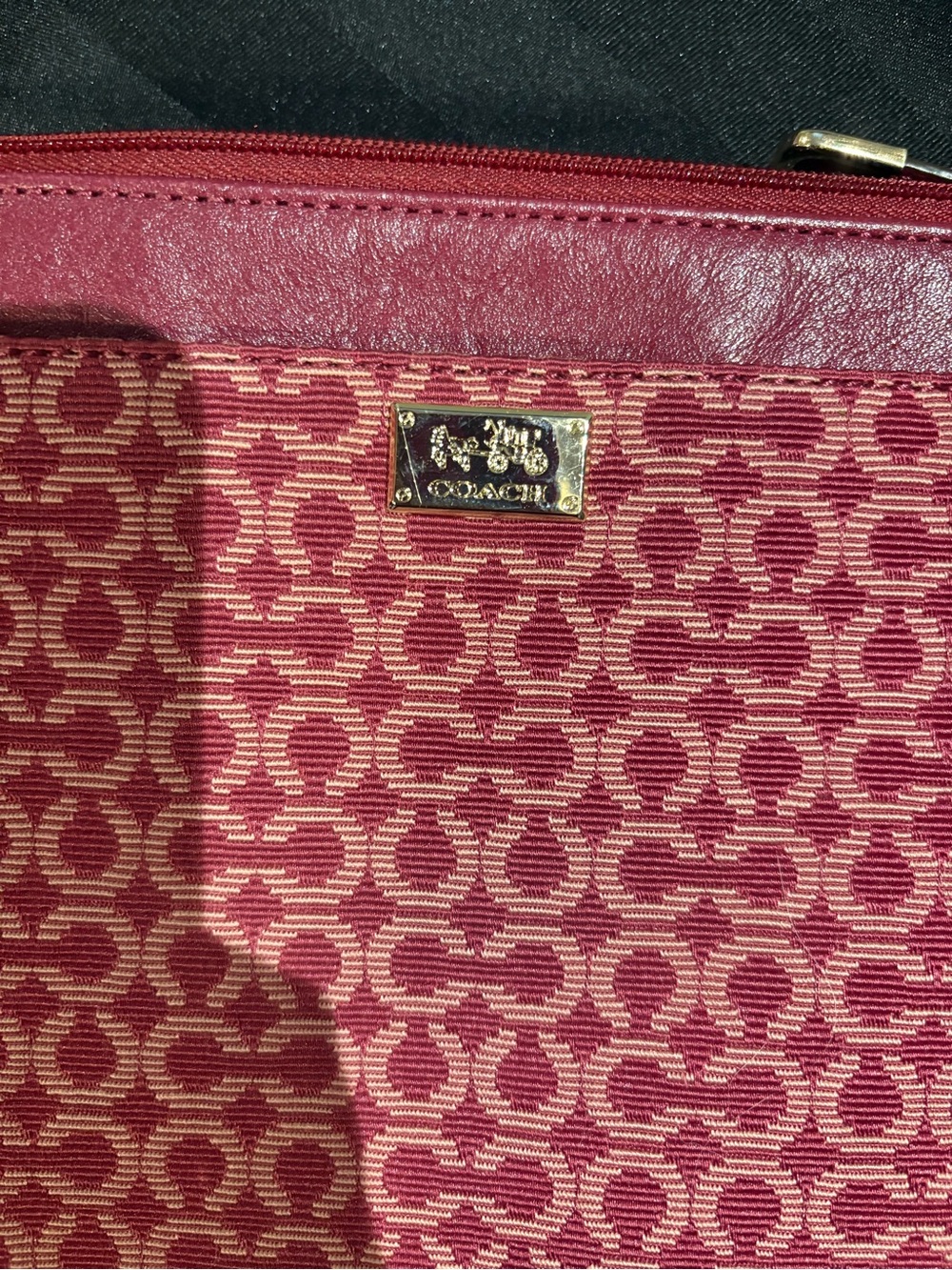 Coach Signature Crossbody Bag in Raspberry - Picture 2 of 5